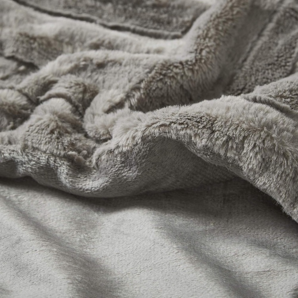 50"x60" Polar Solid Faux Fur Throw Blanket Gray - Madison Park - Picture 3 of 3